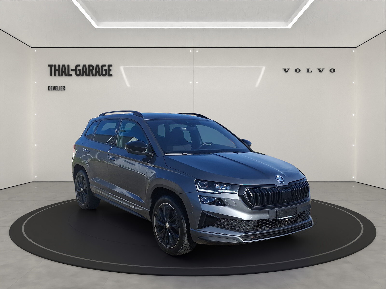 SKODA Karoq 2.0 TSI SportLine 4x4 DSG, Petrol, Second hand / Used, Automatic - 3