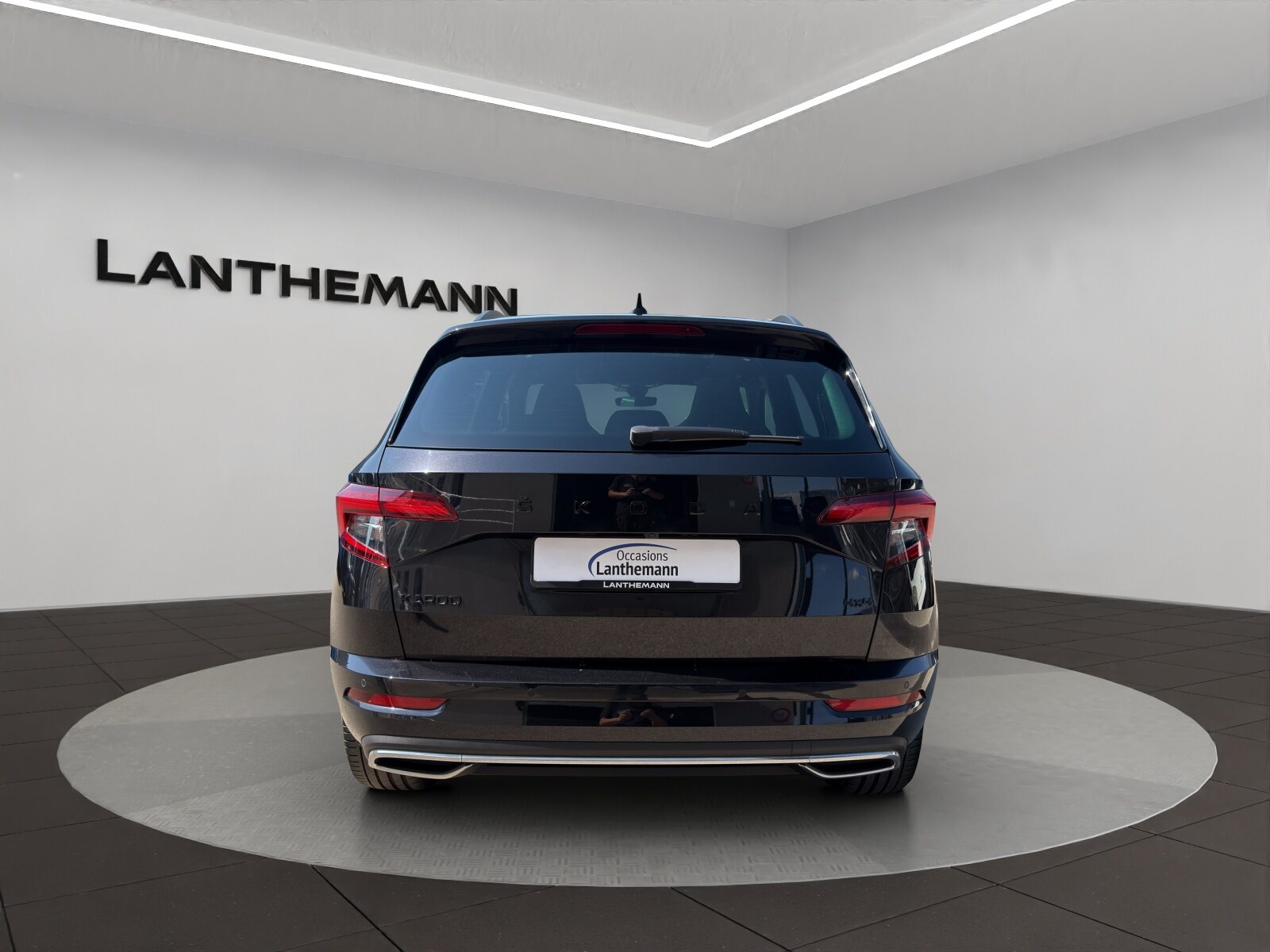 SKODA KAROQ SportLine, Benzin, Occasion / Gebraucht, Automatik - 4