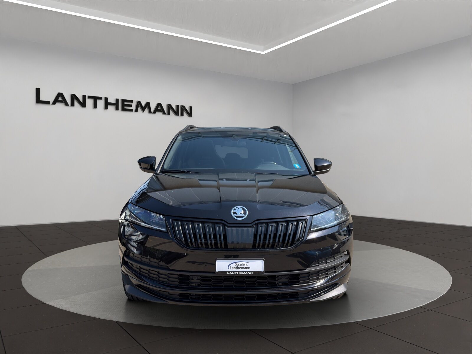 SKODA KAROQ SportLine, Benzin, Occasion / Gebraucht, Automatik - 7