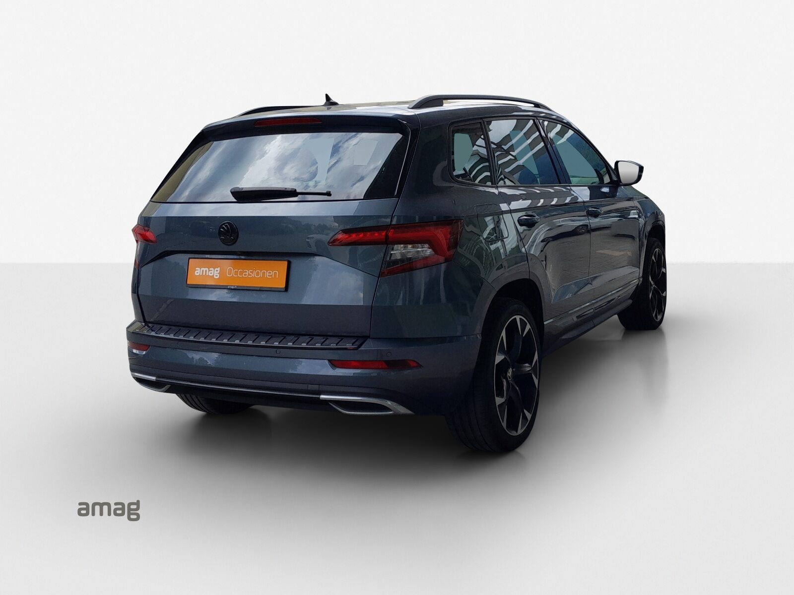 SKODA KAROQ SportLine, Benzin, Occasion / Gebraucht, Automatik - 5