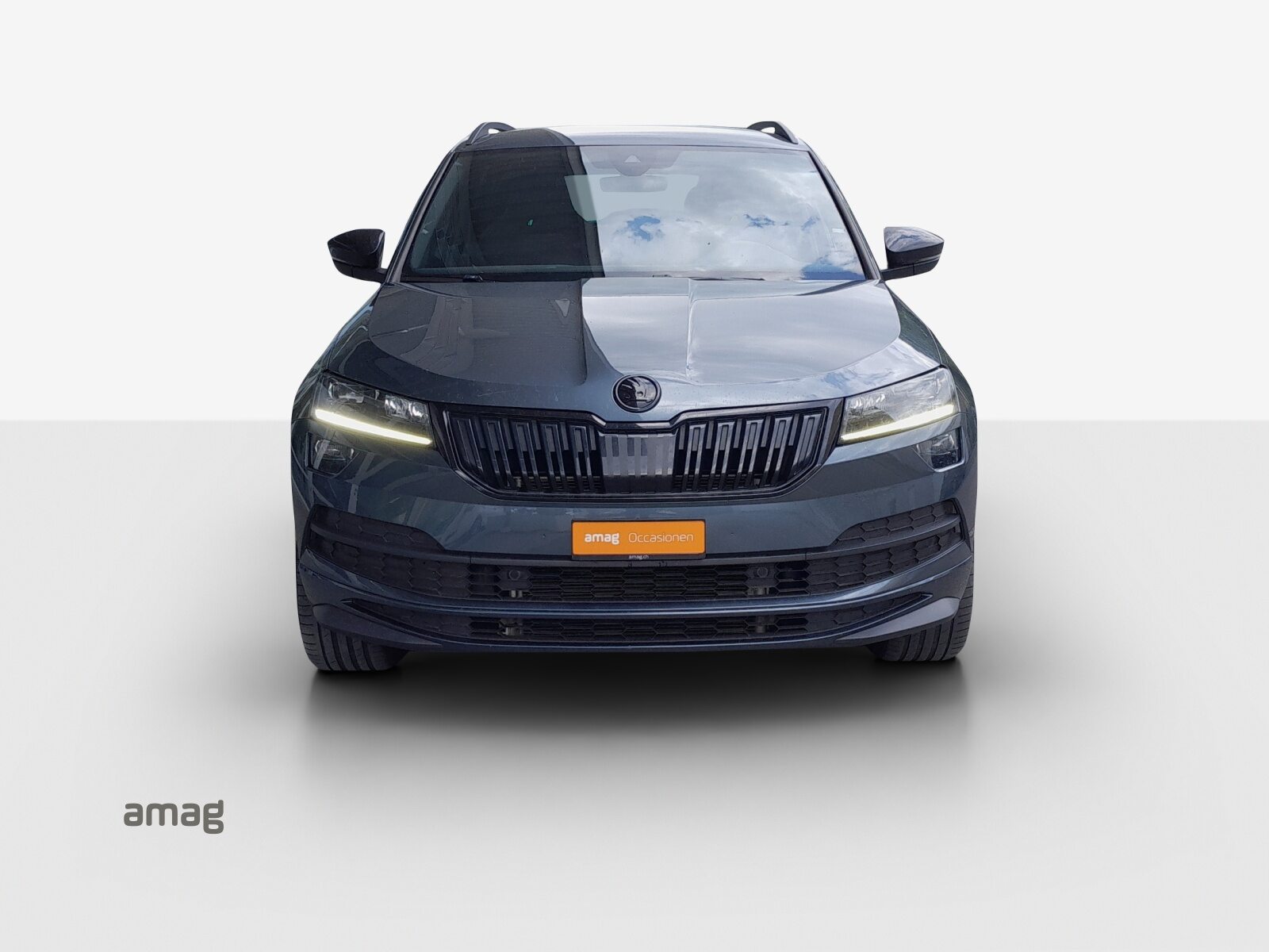 SKODA KAROQ SportLine, Benzin, Occasion / Gebraucht, Automatik - 7