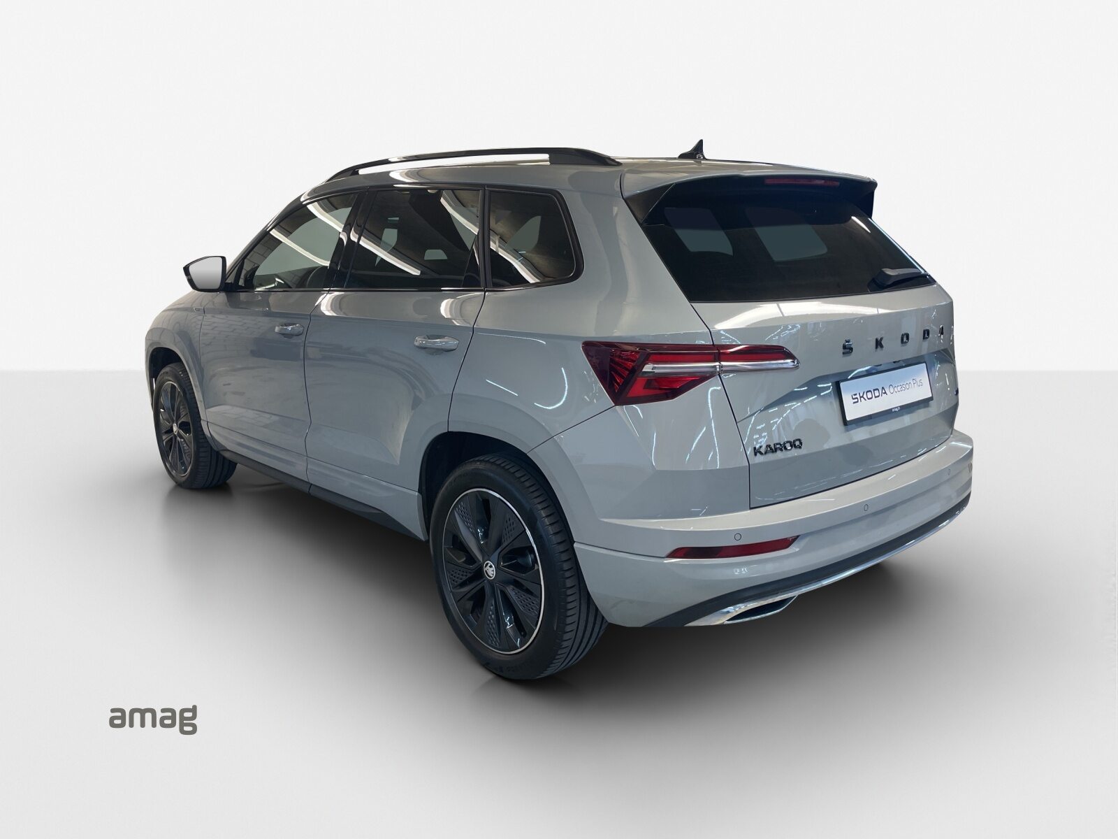 SKODA Karoq SportLine, Petrol, Second hand / Used, Automatic - 3