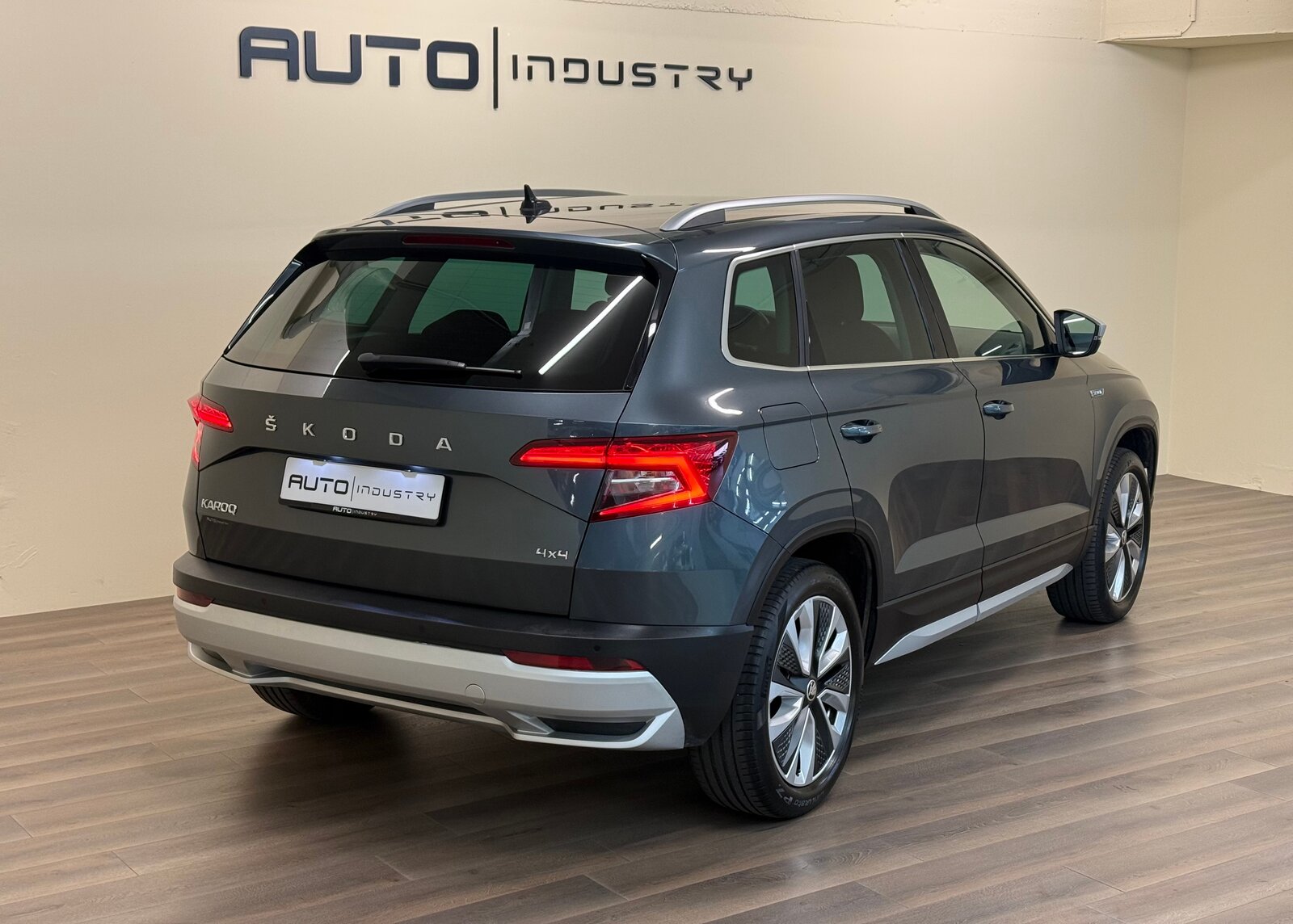 SKODA Karoq 2.0 TDI CR Scout 4x4 DSG, Diesel, Occasion / Gebraucht, Automatik - 3
