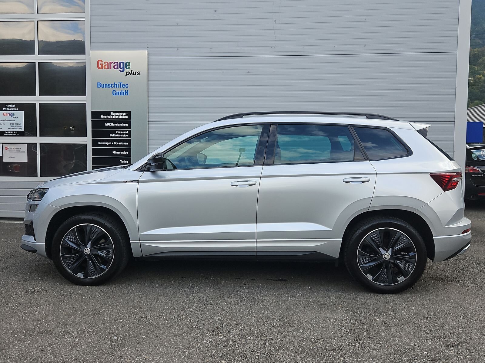 SKODA Karoq 2.0 TDI SportLine 4x4 DSG, Diesel, Occasion / Utilisé, Automatique - 2