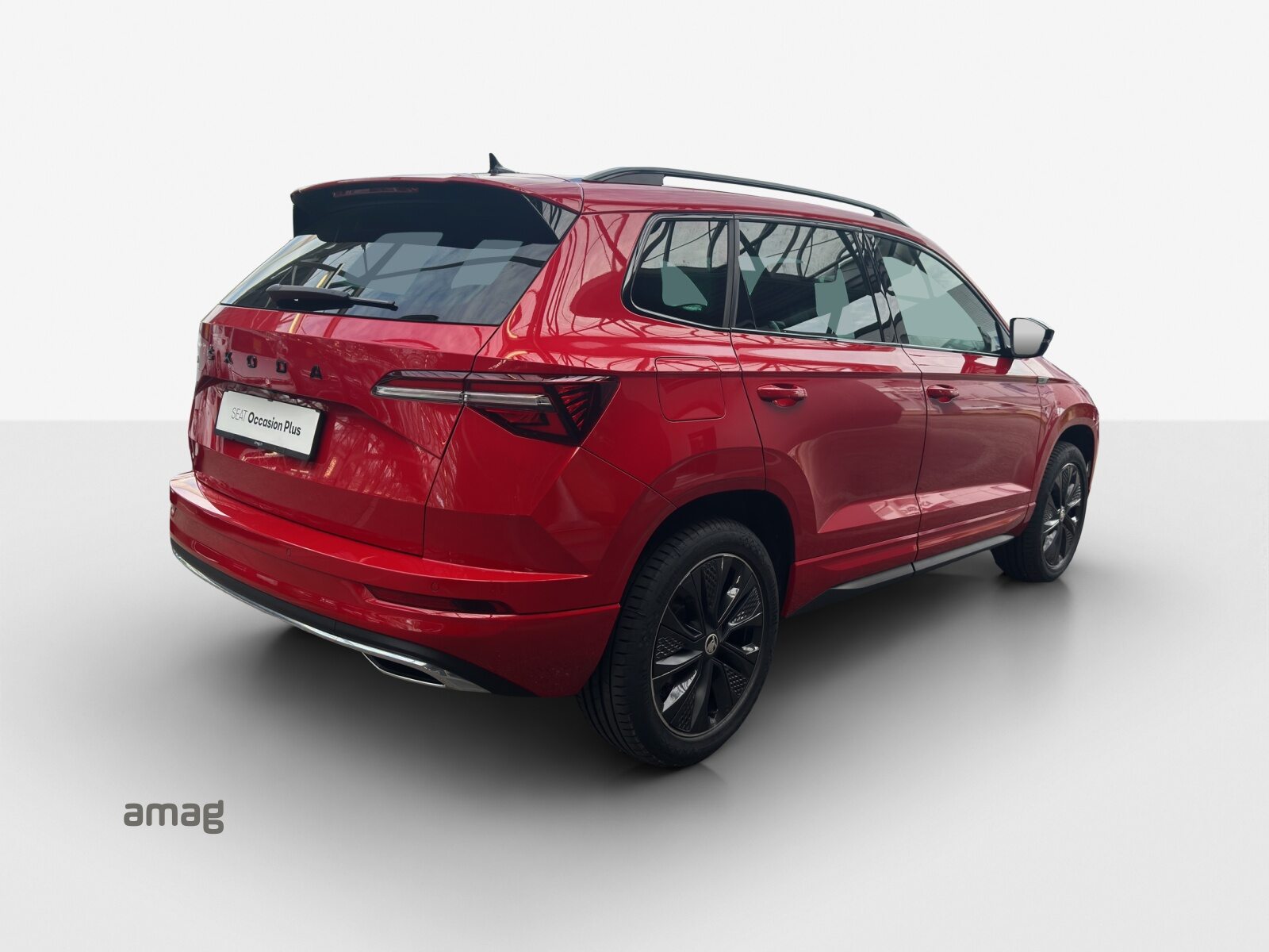 SKODA NEW KAROQ SportLine, Petrol, Second hand / Used, Automatic - 5