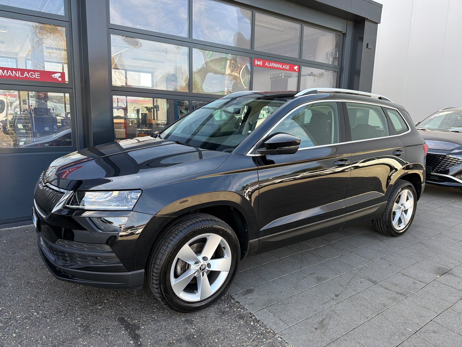SKODA Karoq 1.0 TSI Ambition DSG