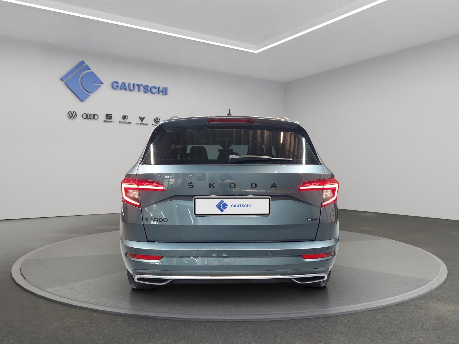 SKODA Karoq 2.0 TSI SportLine 4x4 DSG, Benzin, Occasion / Gebraucht, Automatik - 4
