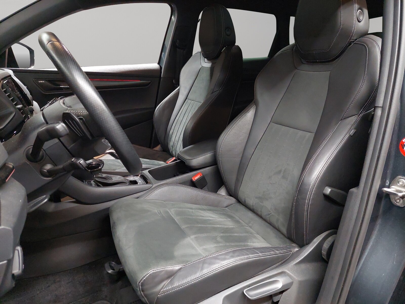 SKODA Karoq 2.0 TSI SportLine 4x4 DSG, Benzin, Occasion / Gebraucht, Automatik - 6