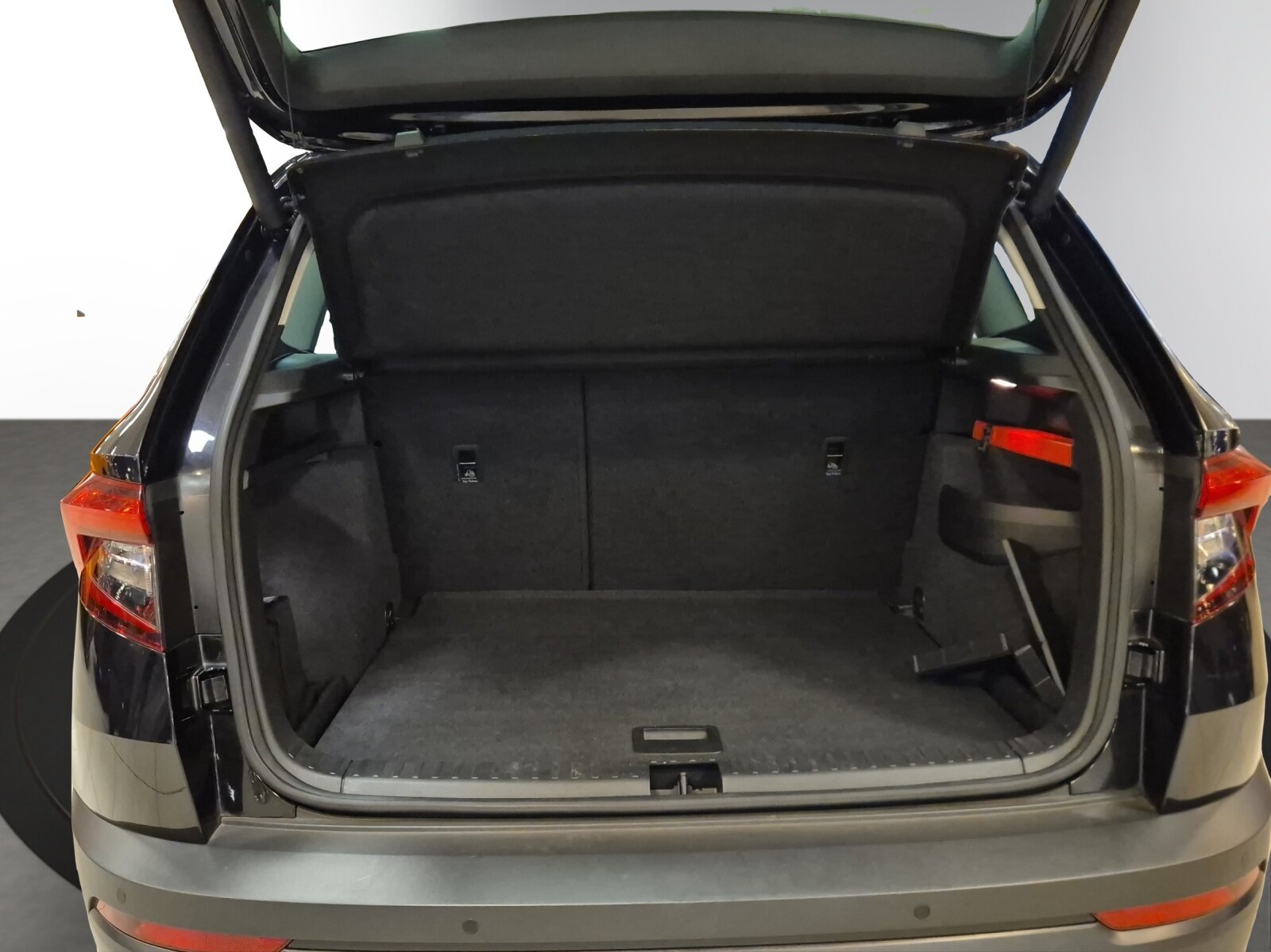 SKODA Karoq 2.0 TDI CR Ambition 4x4, Diesel, Occasion / Utilisé, Manuelle - 6