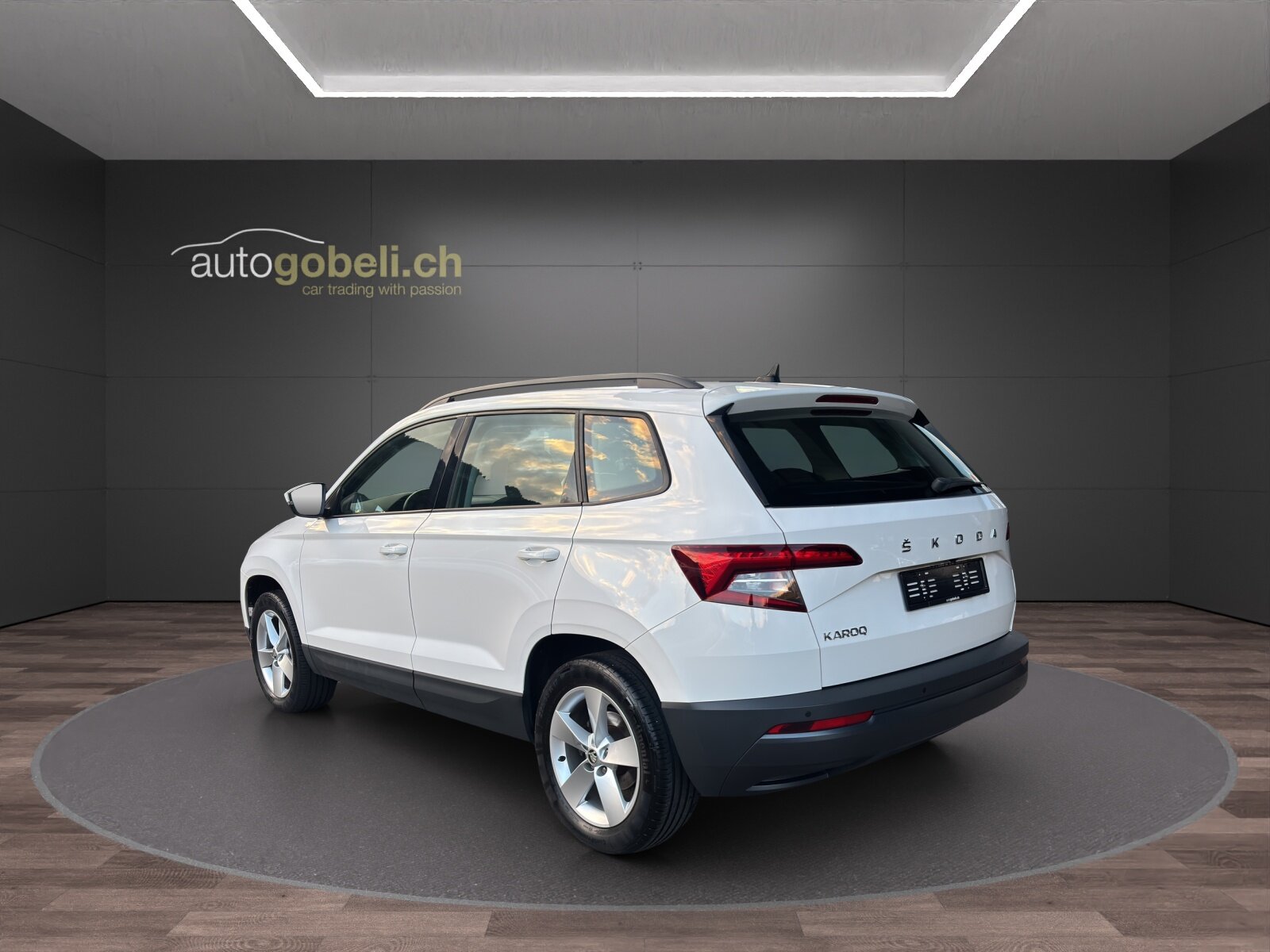 SKODA Karoq 2.0 TDI CR Ambition 4x4 DSG, Diesel, Occasion / Gebraucht, Automatik - 2