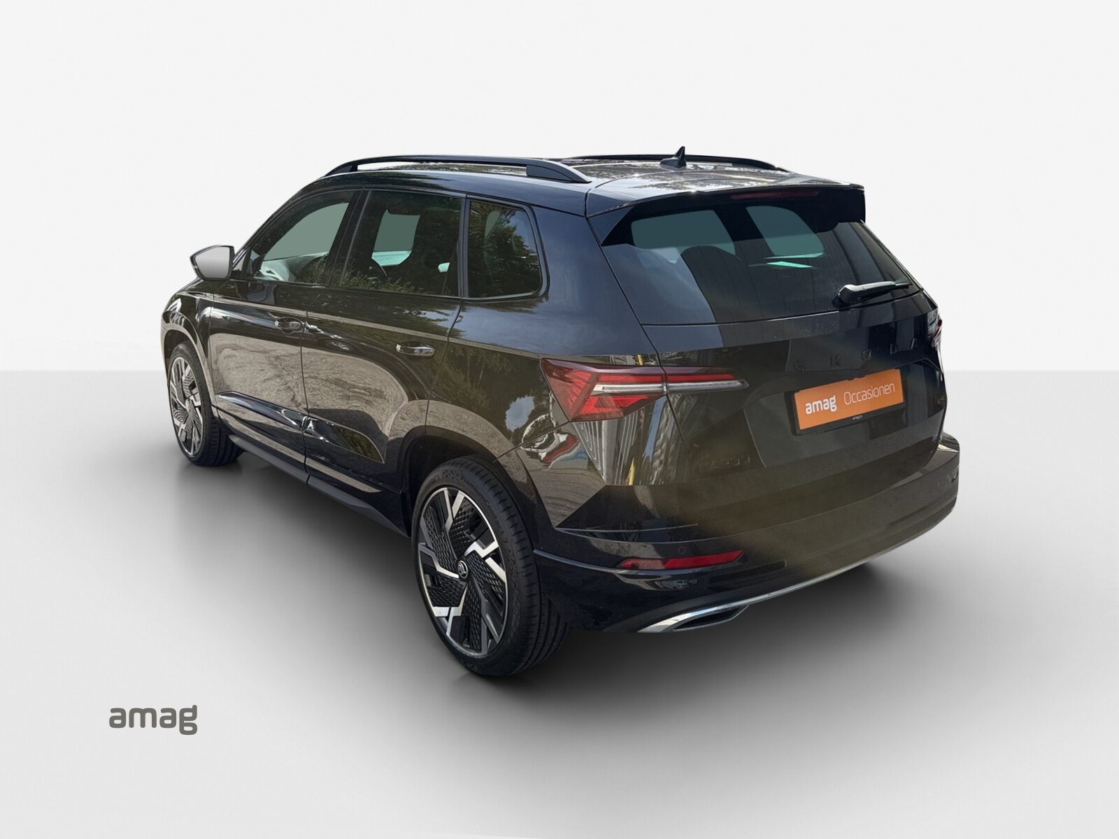 SKODA Karoq SportLine, Petrol, Second hand / Used, Automatic - 3