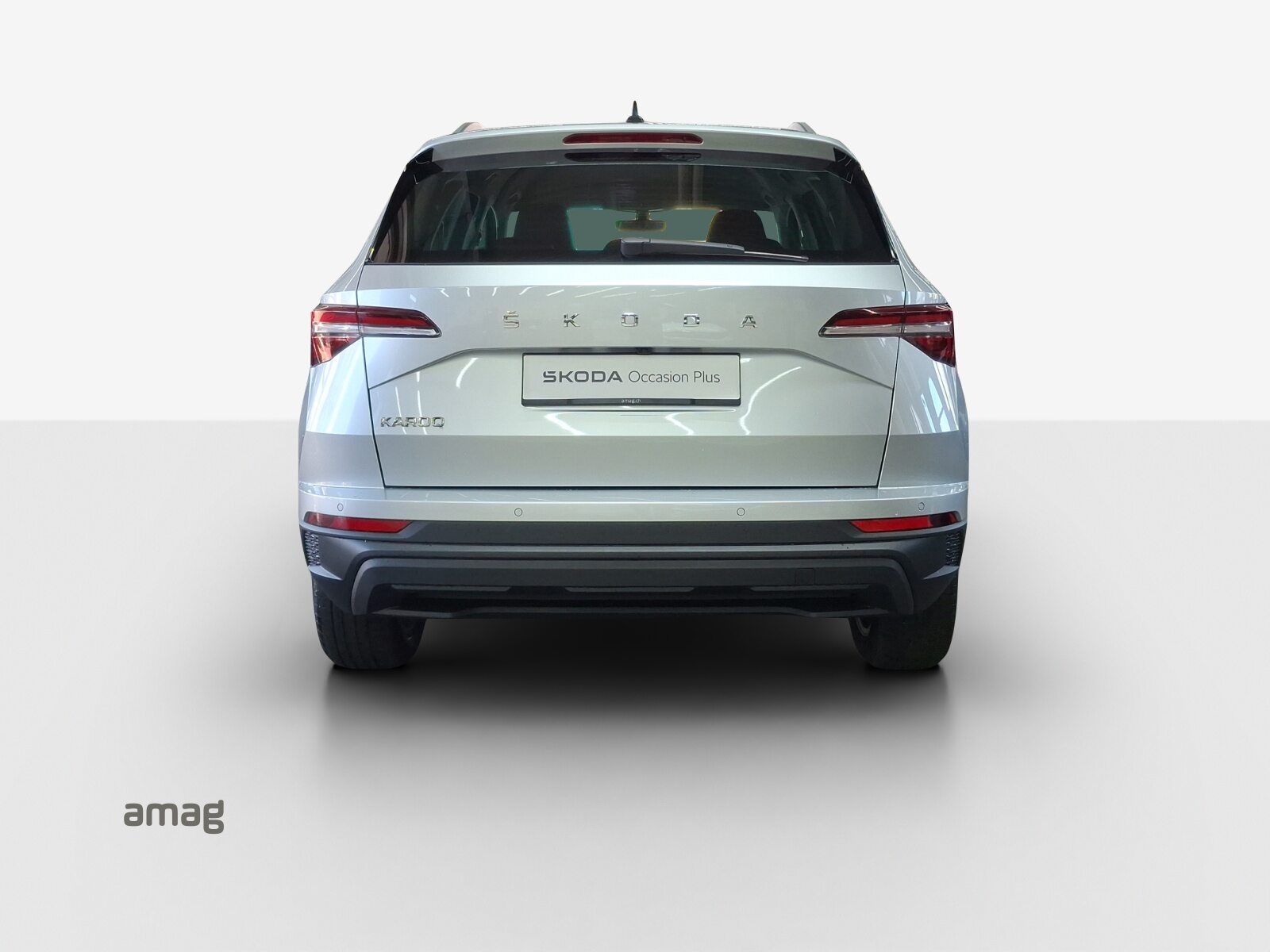 SKODA Karoq Ambition, Petrol, Second hand / Used, Manual - 4