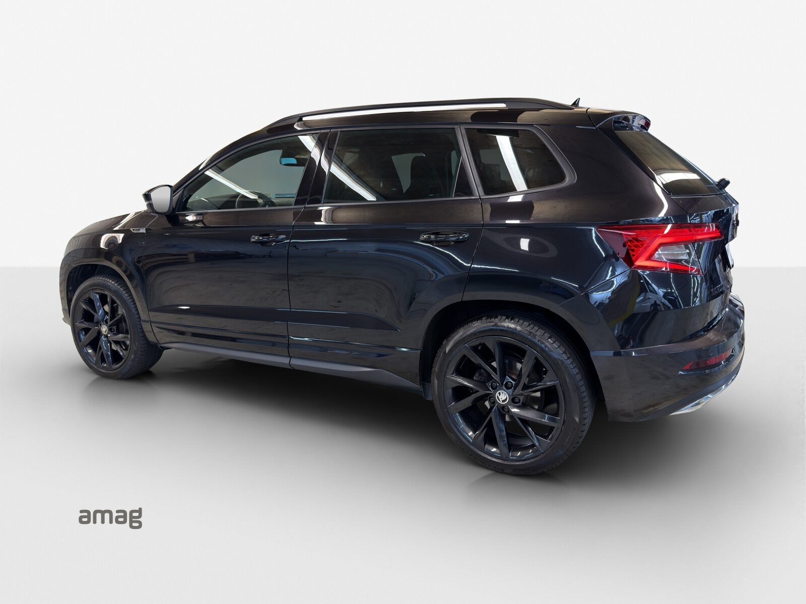 SKODA KAROQ SportLine, Benzin, Occasion / Gebraucht, Automatik - 3