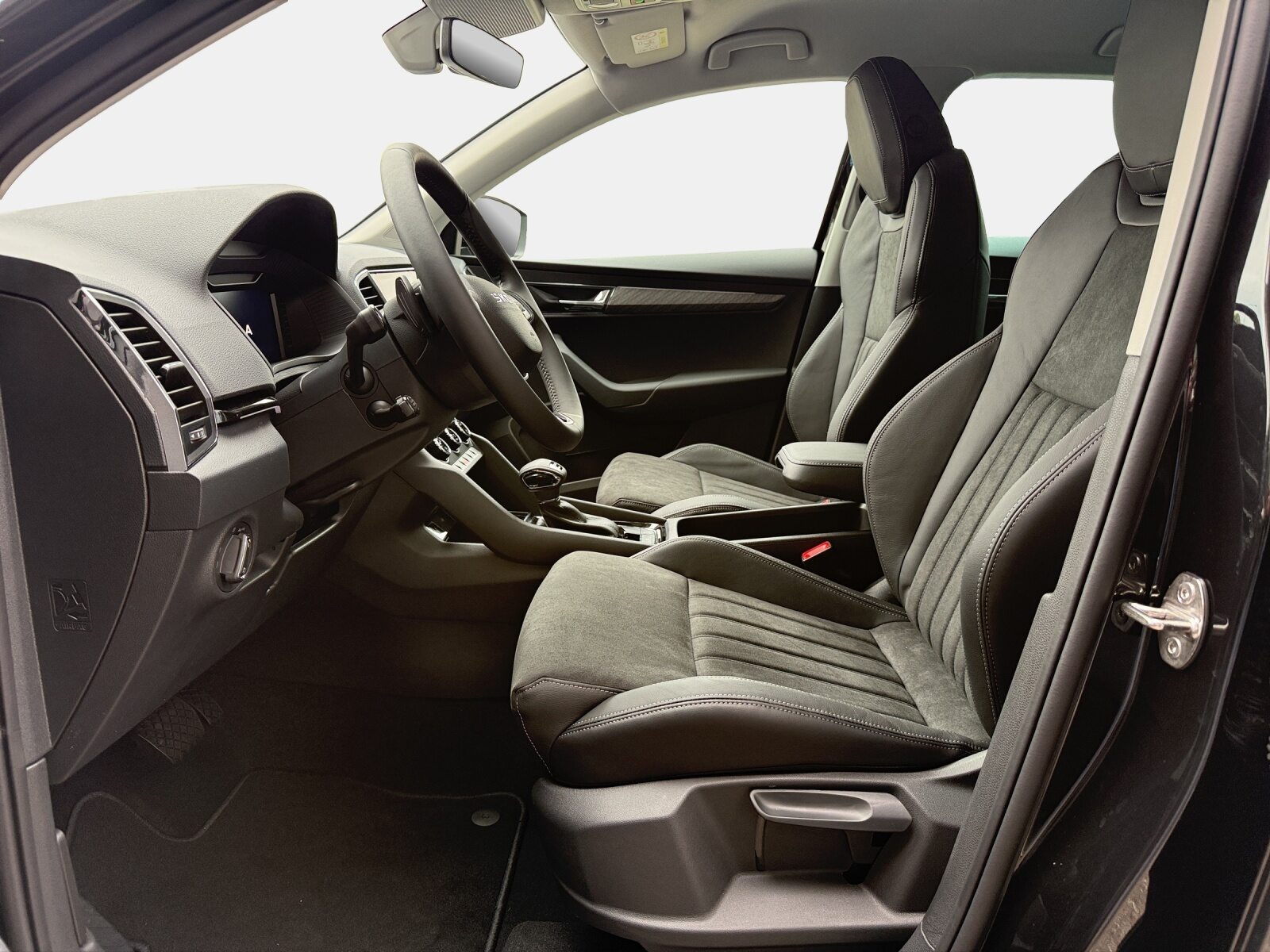 SKODA Karoq Dynamic (Netto), Diesel, Occasion / Utilisé, Automatique - 7