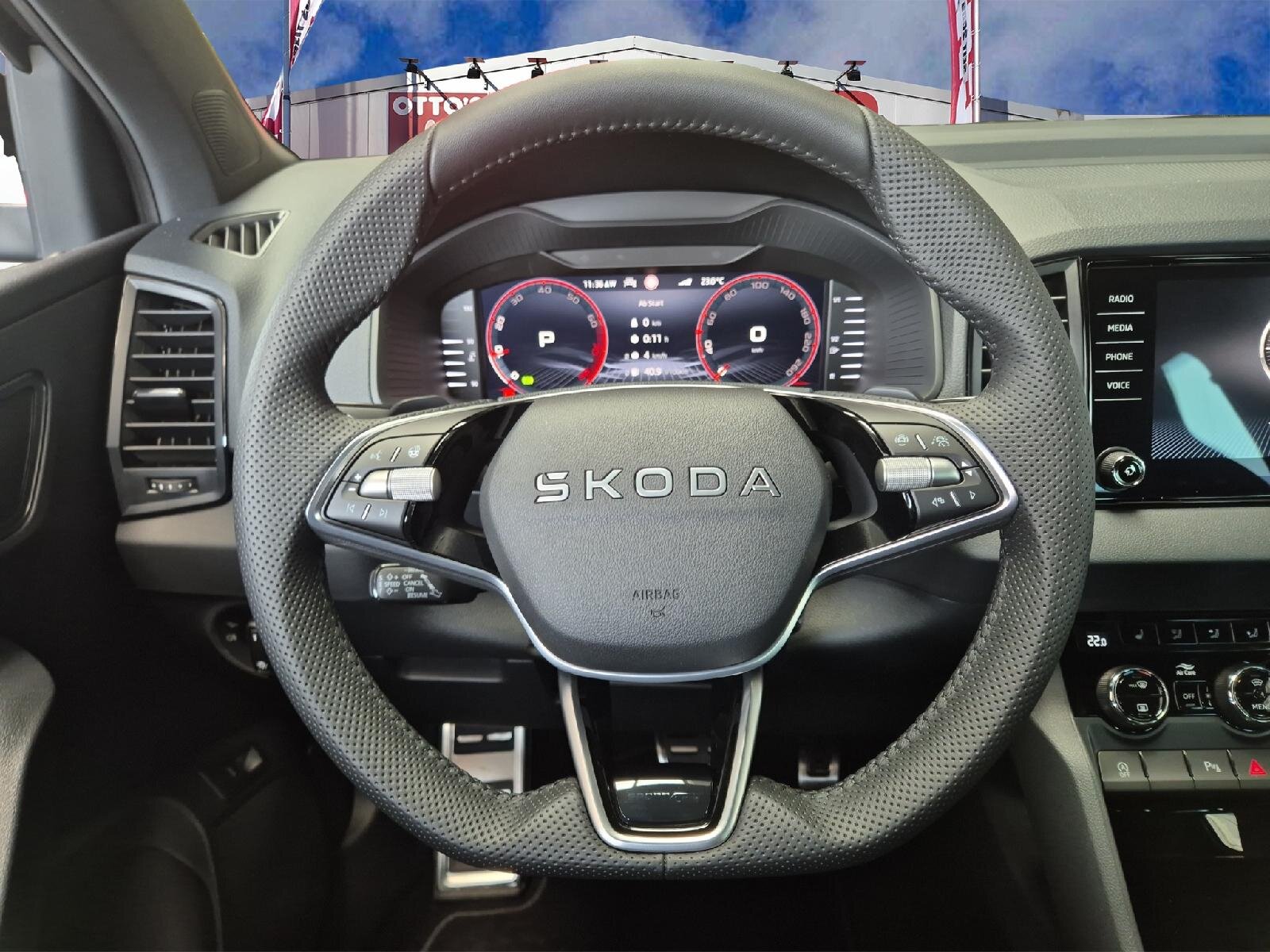 SKODA Karoq 2.0 TSI SportLine 4x4 DSG 2026, Essence, Occasion / Utilisé, Automatique - 4