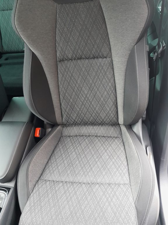SKODA KAROQ 2.0 TDI SportLine 4x4 DSG, Diesel, Occasion / Gebraucht, Automatik - 4