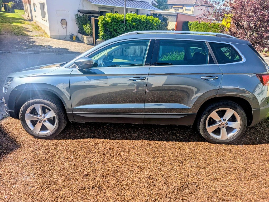 SKODA KAROQ 1.6 TDI Smile DSG, Diesel, Occasioni / Usate, Automatico - 2