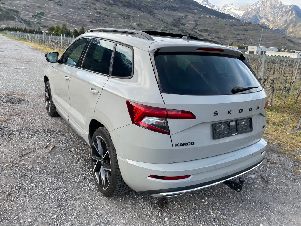 SKODA KAROQ 2.0 TSI SportLine 4x4 DSG, Petrol, Second hand / Used, Automatic - 7