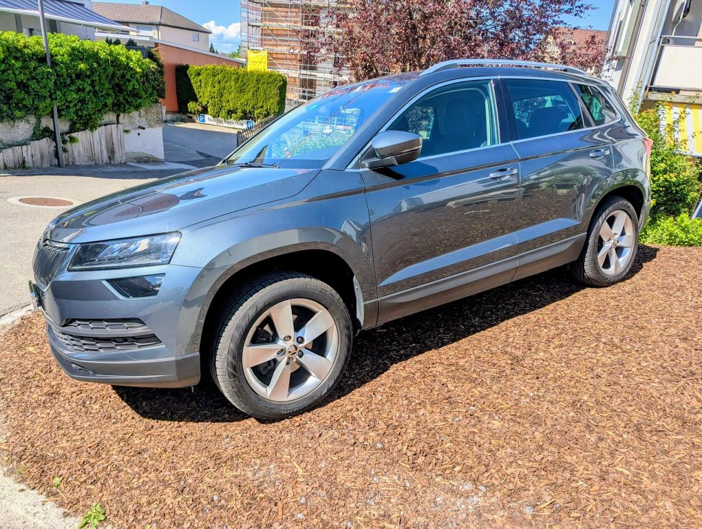 SKODA KAROQ 1.6 TDI Smile DSG