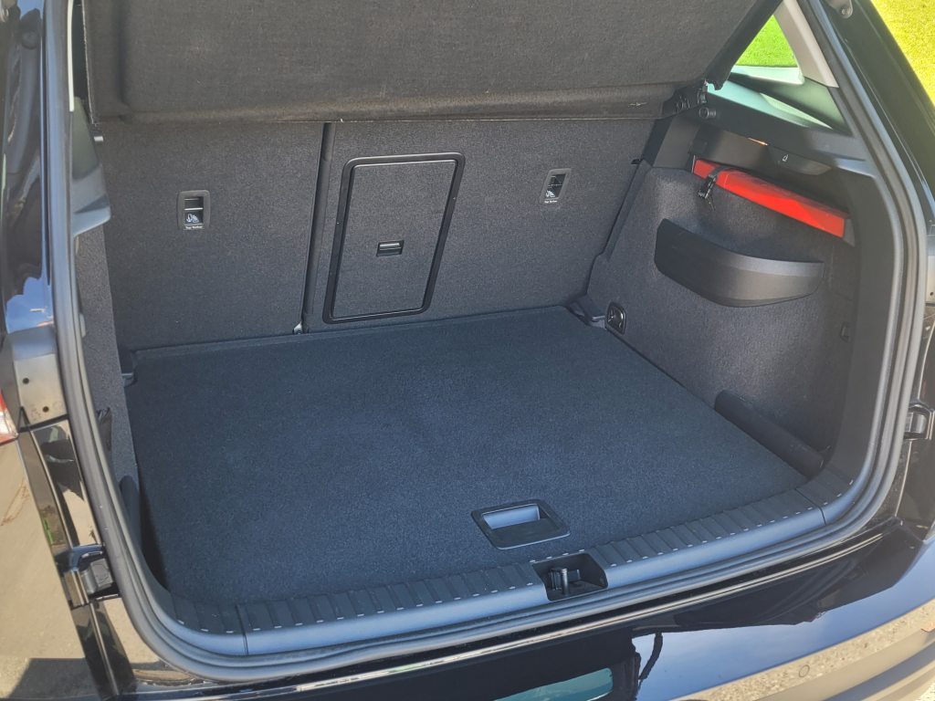 SKODA KAROQ 2.0 TDI Selection 4x4 DSG *Anhängerkupplung+Garantie*, Diesel, Occasion / Gebraucht, Automatik - 7