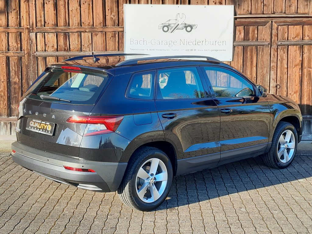 SKODA KAROQ 2.0 TDI Ambition 4x4 DSG, Diesel, Occasion / Gebraucht, Automatik - 2