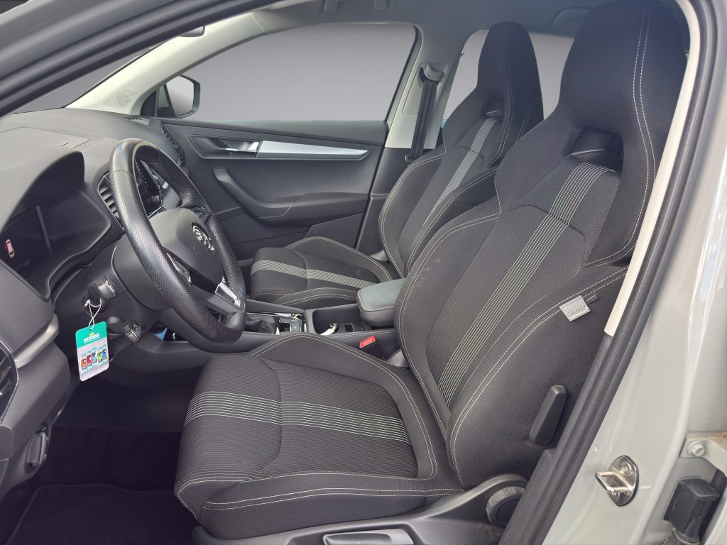 SKODA Karoq 2.0 TDI Ambition 4x4, Diesel, Second hand / Used, Manual - 7