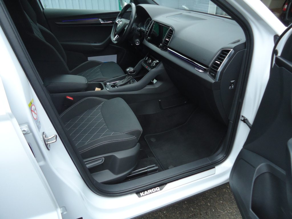 SKODA KAROQ 2.0 TSI SportLine DSG 4x4, Benzin, Occasion / Gebraucht, Automatik - 5