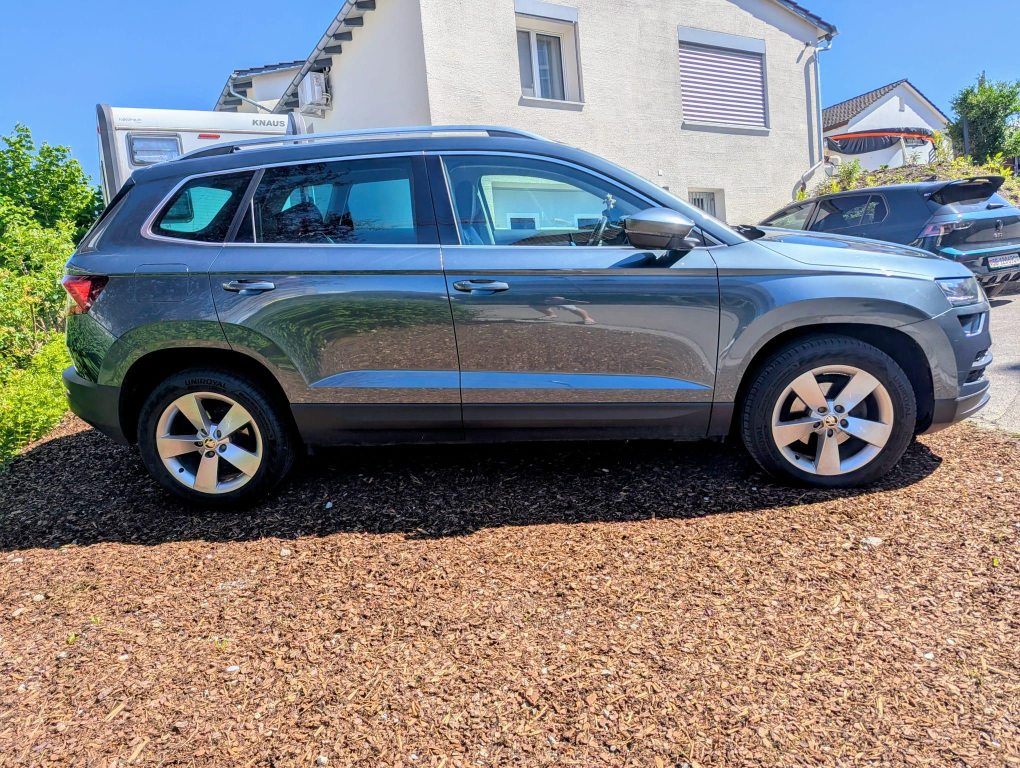 SKODA KAROQ 1.6 TDI Smile DSG, Diesel, Occasioni / Usate, Automatico - 3