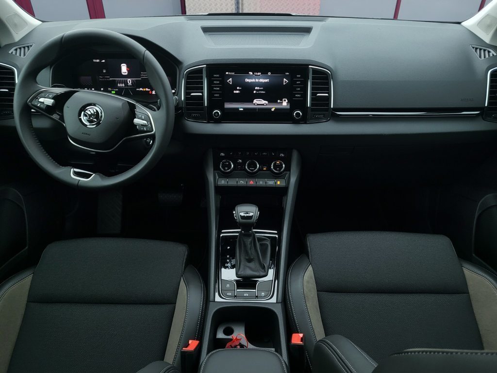SKODA Karoq 1.5 TSI Selection DSG, Benzina, Auto dimostrativa, Automatico - 7