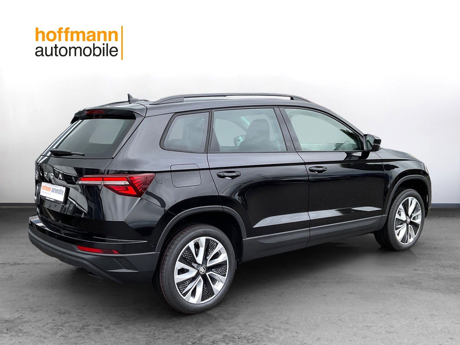 SKODA Karoq Selection, Benzina, Auto dimostrativa, Automatico - 4