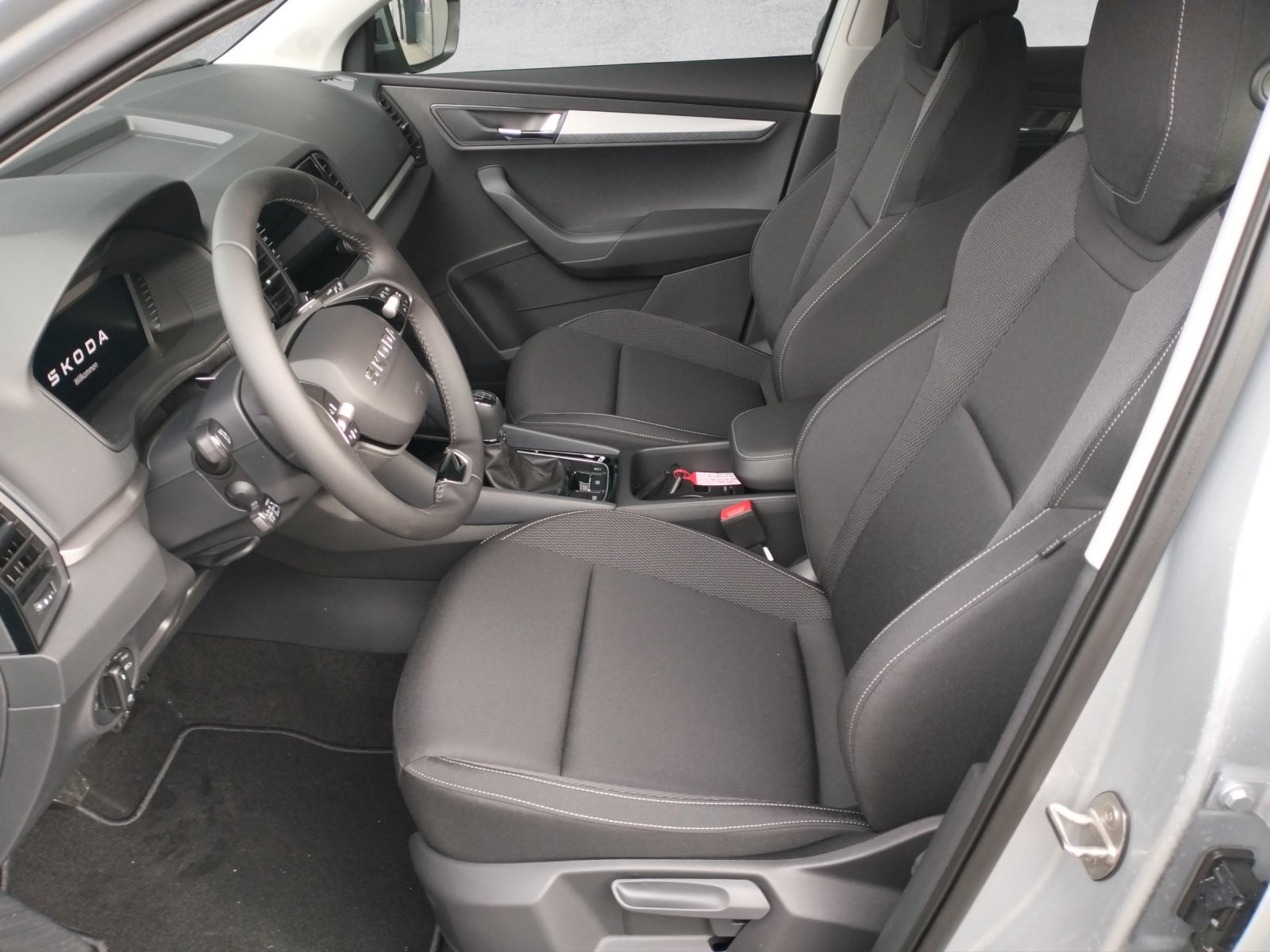 SKODA Karoq 1.0 TSI Selection, Essence, Voiture de démonstration, Manuelle - 6