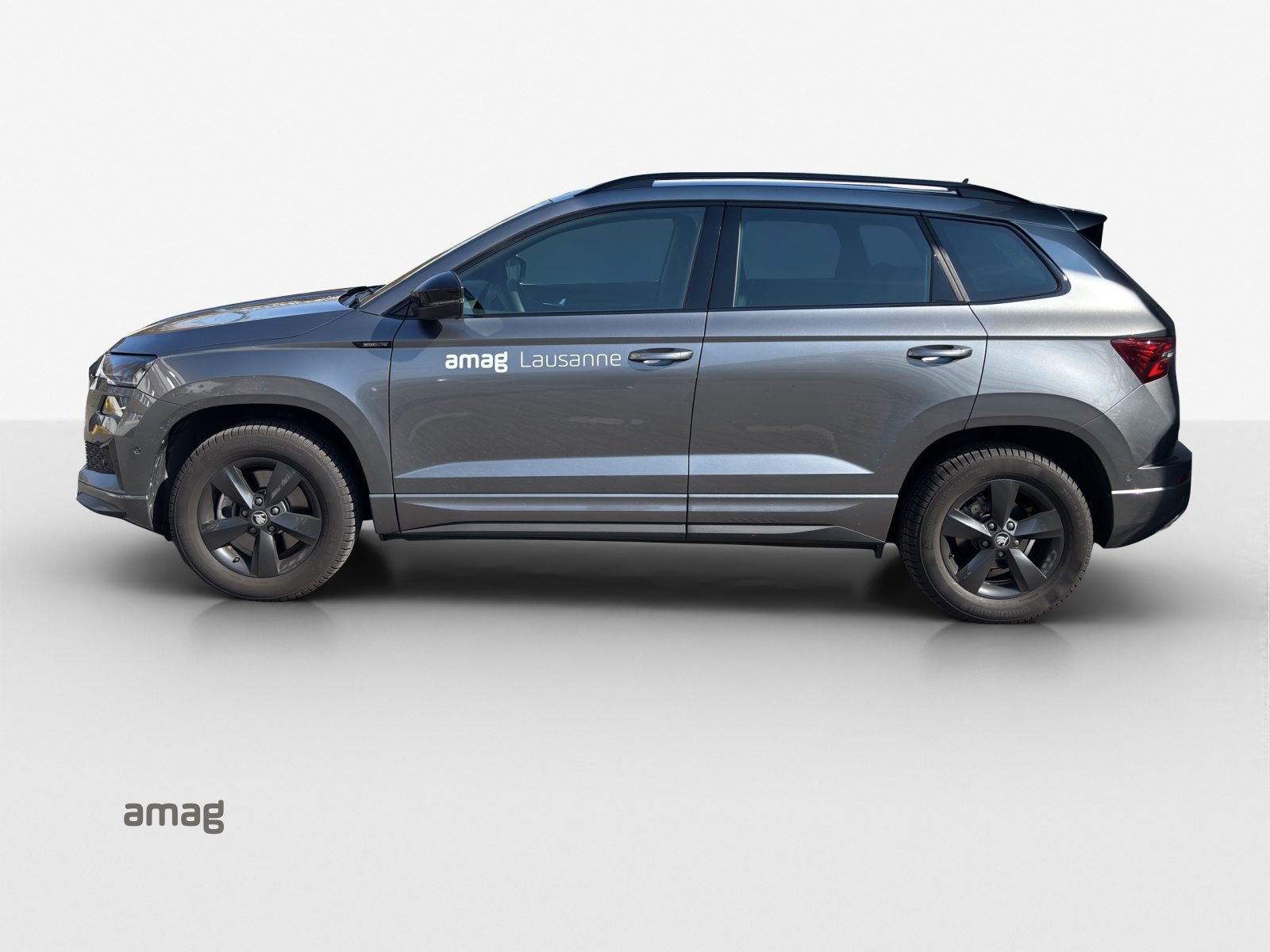 SKODA Karoq Sportline, Petrol, Ex-demonstrator, Automatic - 2