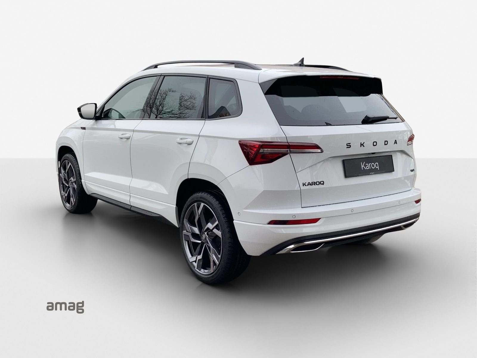SKODA Karoq Sportline, Petrol, Ex-demonstrator, Automatic - 3