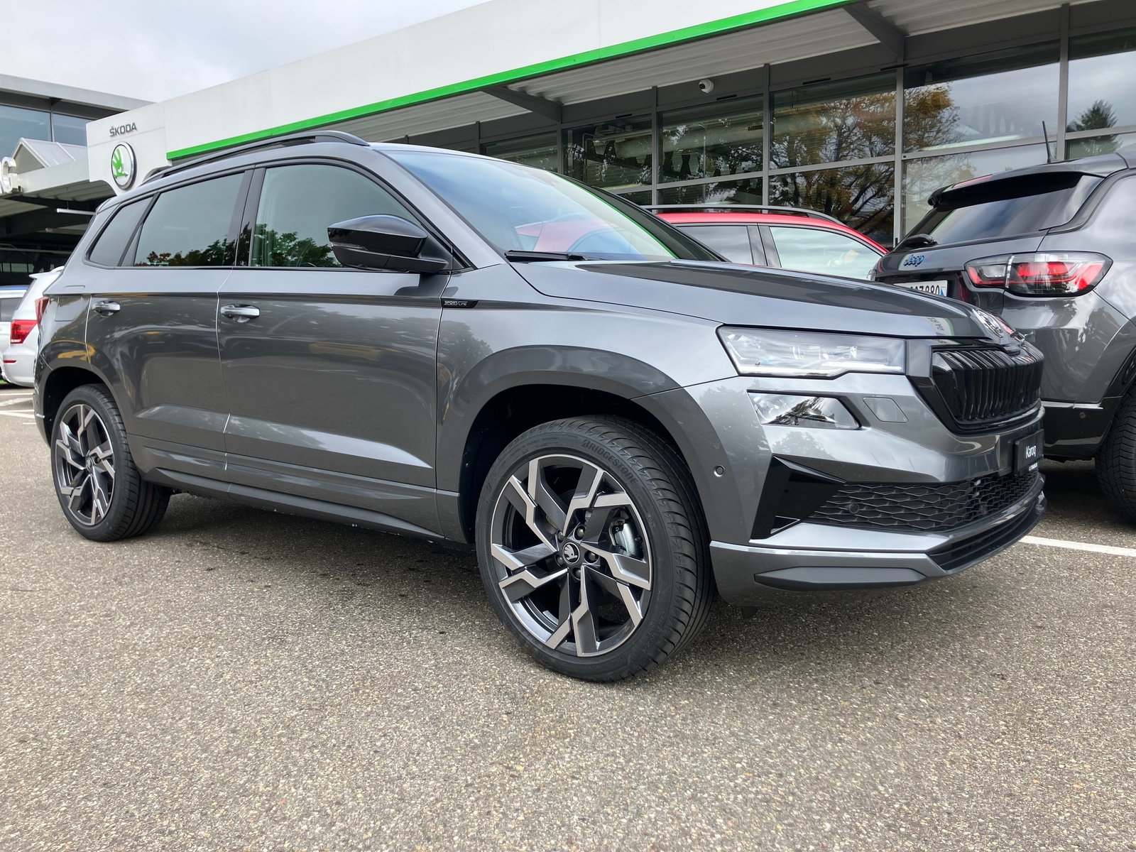 SKODA Karoq 2.0 TSI SportLine 4x4 DSG, Benzin, Vorführwagen, Automatik - 3