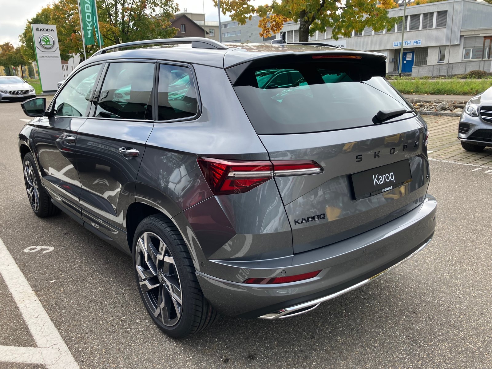 SKODA Karoq 2.0 TSI SportLine 4x4 DSG, Benzin, Vorführwagen, Automatik - 5