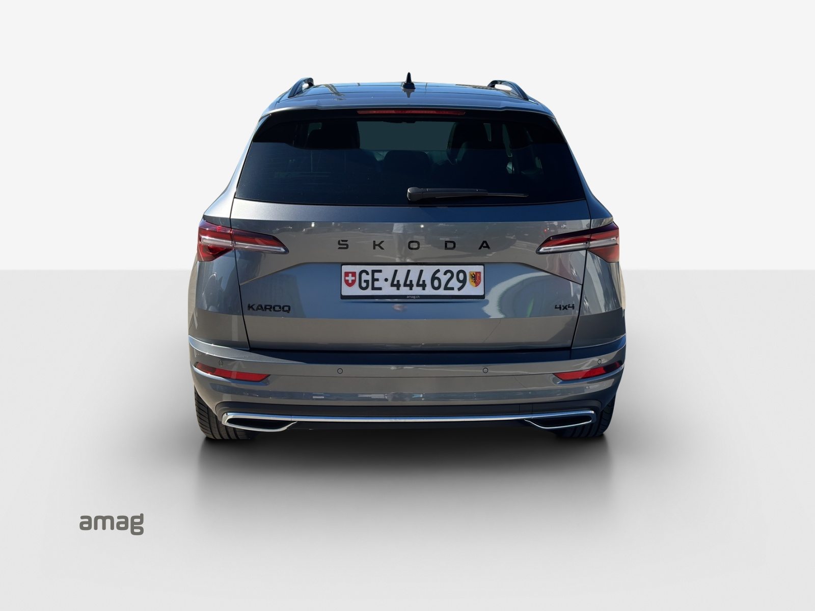 SKODA Karoq Sportline, Petrol, Ex-demonstrator, Automatic - 4