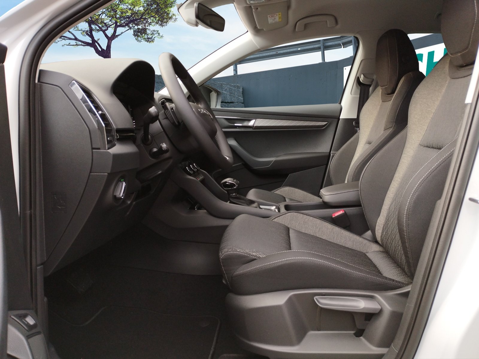 SKODA Karoq 2.0 TDI CR Selection 4x4 DSG, Diesel, Vorführwagen, Automatik - 7