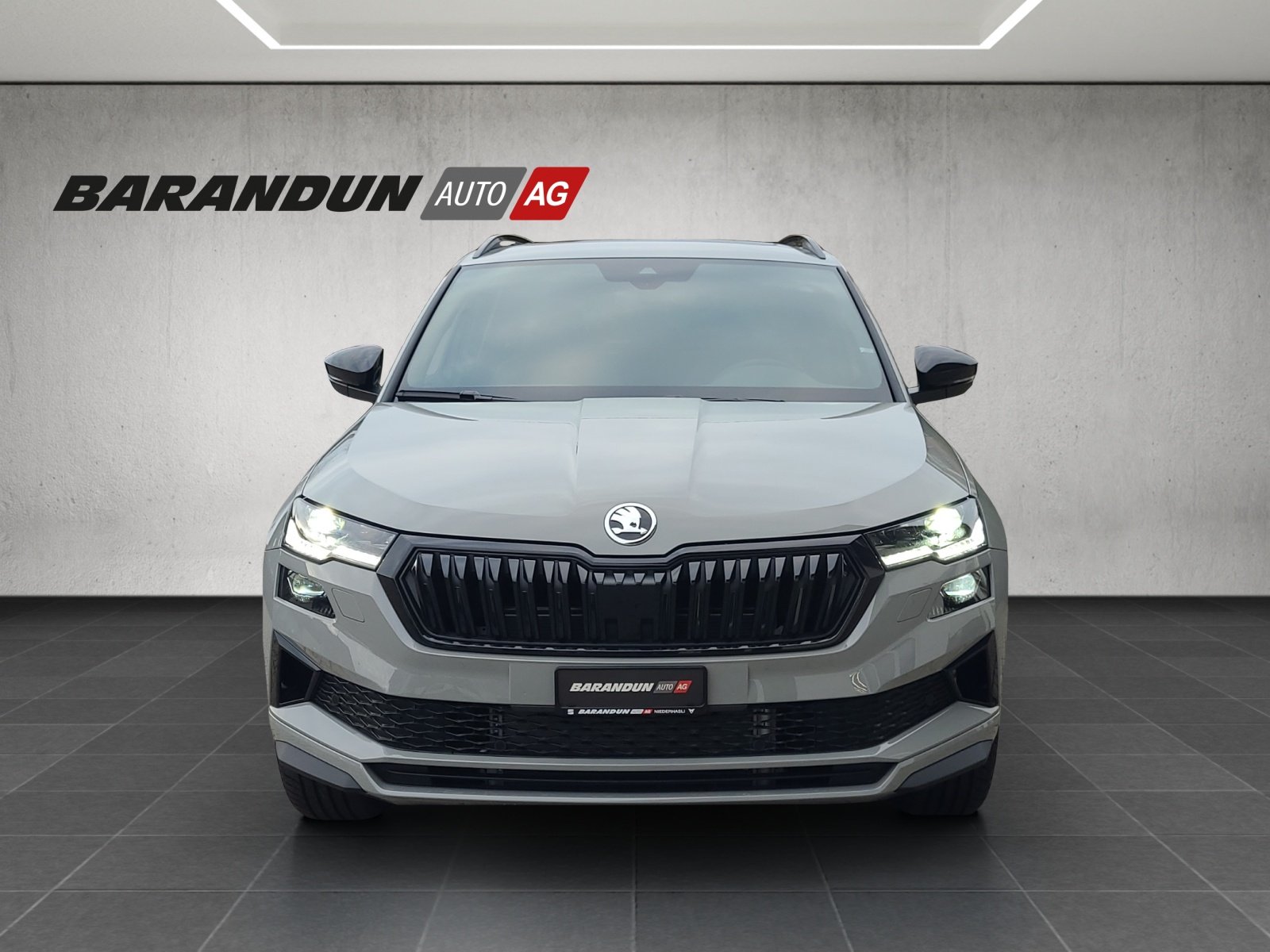 SKODA Karoq 2.0 TSI SportLine 4x4 DSG, Petrol, New car, Automatic - 2
