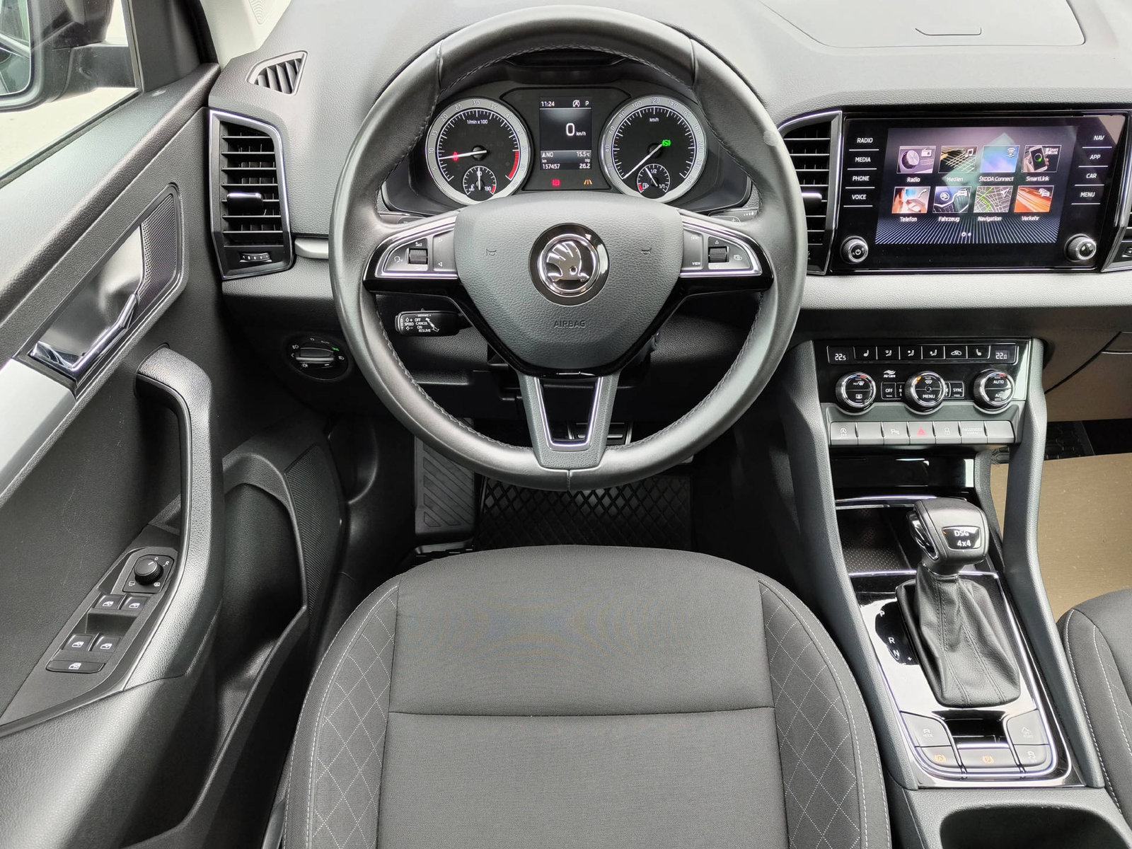 SKODA Karoq 2.0 TDI Ambition 4x4 DSG, Diesel, Occasion / Gebraucht, Automat - 5