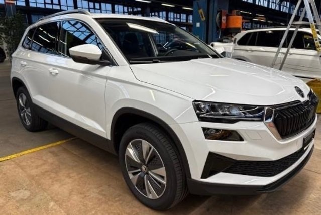 SKODA Karoq 2.0 TDI CR Ambition 4x4 DSG *PANORAMA-DACH / ANHÄNGERK