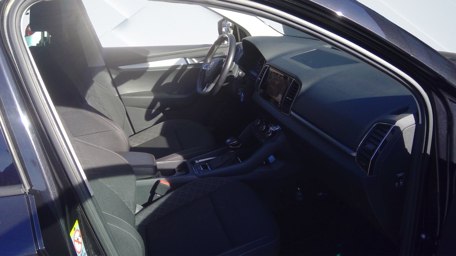 SKODA Karoq 2.0 TDI CR Ambition 4x4 DSG, Diesel, Occasion / Utilisé, Automatique - 5