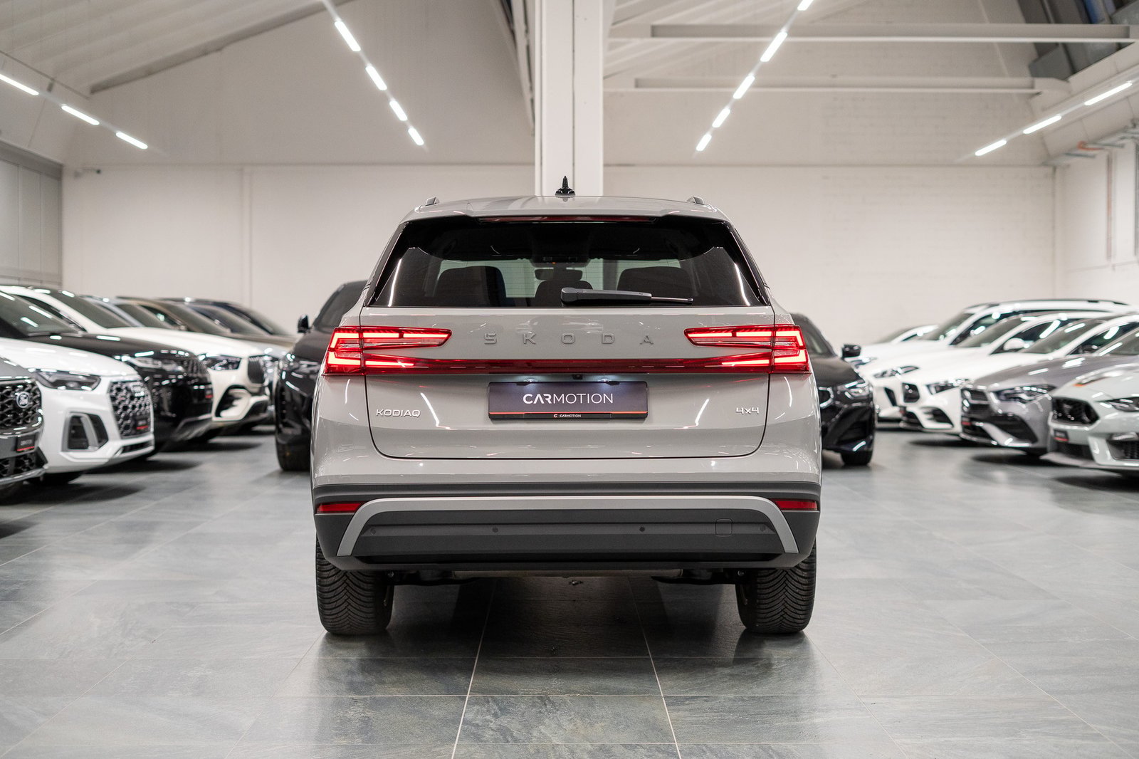 SKODA Kodiaq 2.0 TSI Selection / Rückfahrkamera / Ambientebeleucht, Petrol, Second hand / Used, Automatic - 5