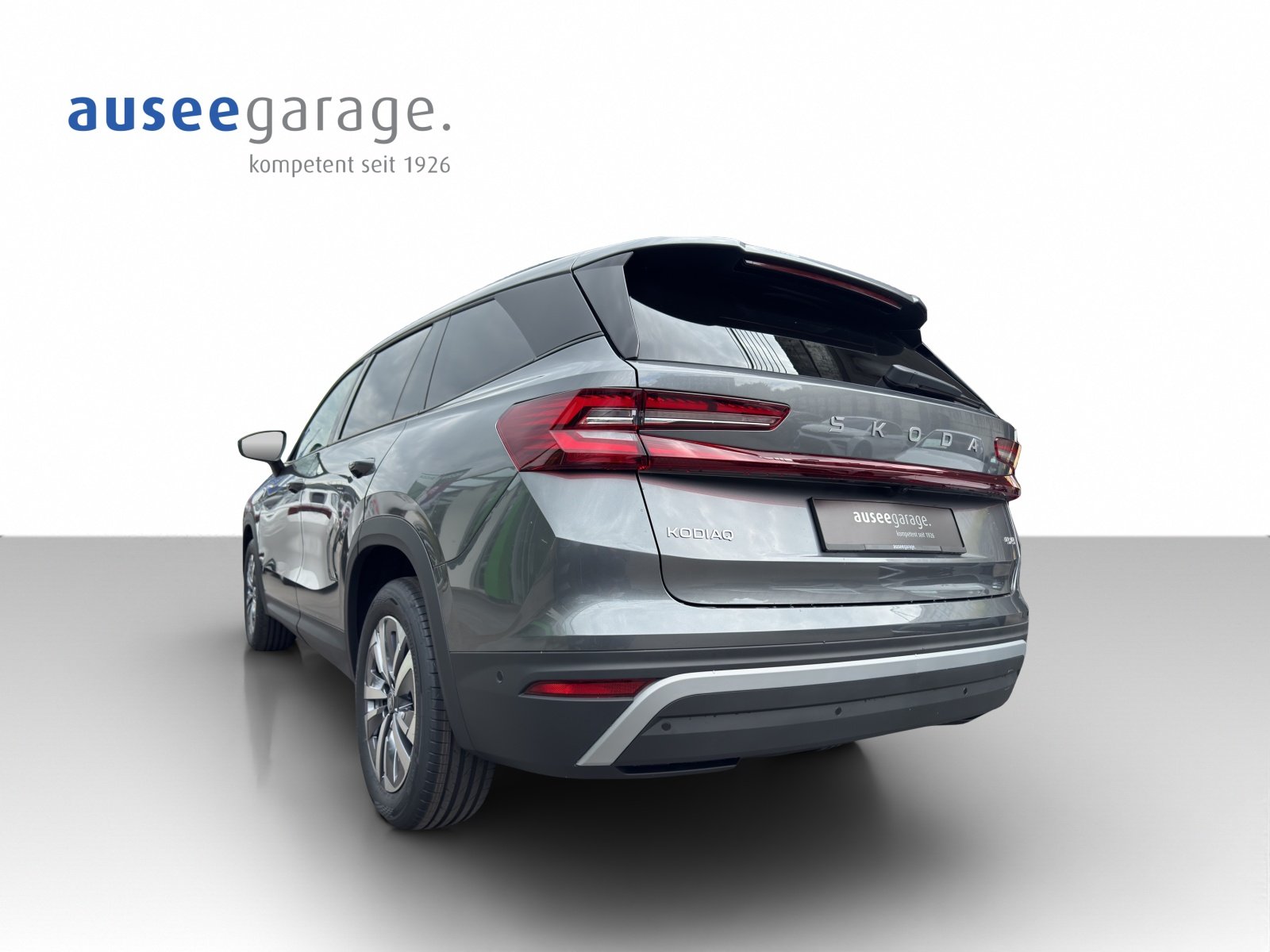SKODA Kodiaq 2.0 TSI Dynamic, Benzin, Neuwagen, Automatik - 2