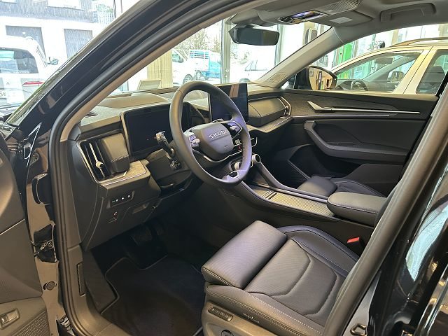 SKODA Kodiaq Selection, Diesel, New car, Automatic - 7