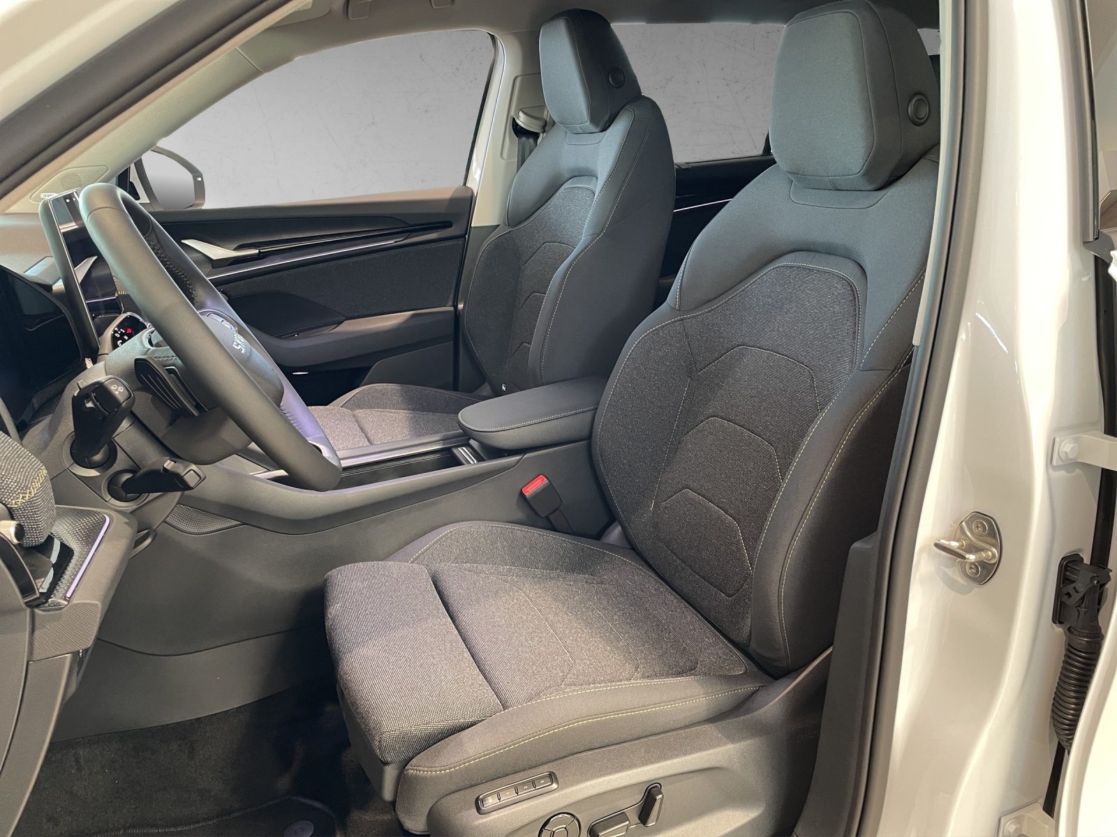 SKODA Kodiaq Dynamic (Netto), Diesel, Neuwagen, Automatik - 5