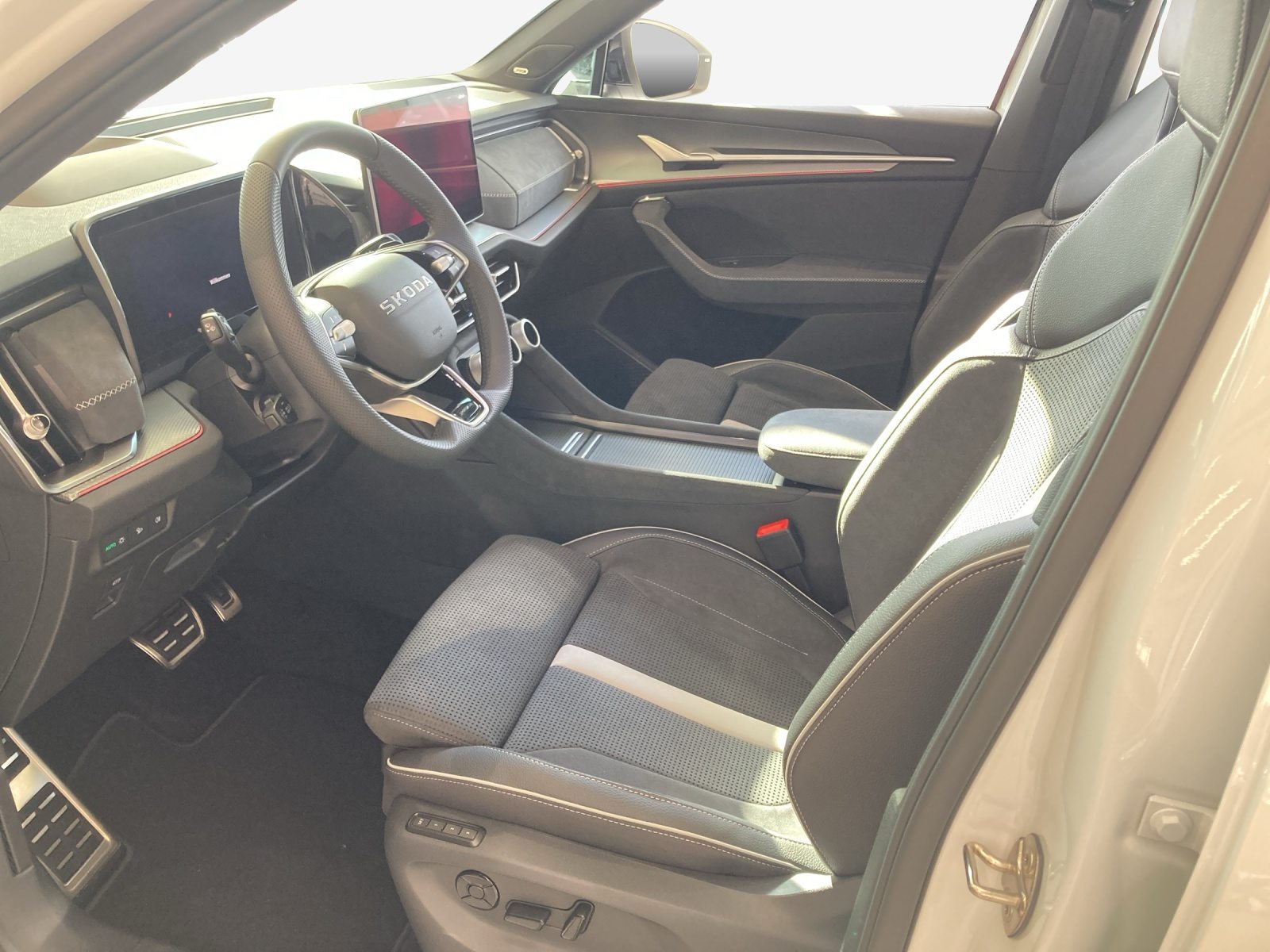 SKODA Kodiaq iV Sportline, Full-Hybrid Petrol/Electric, New car, Automatic - 5