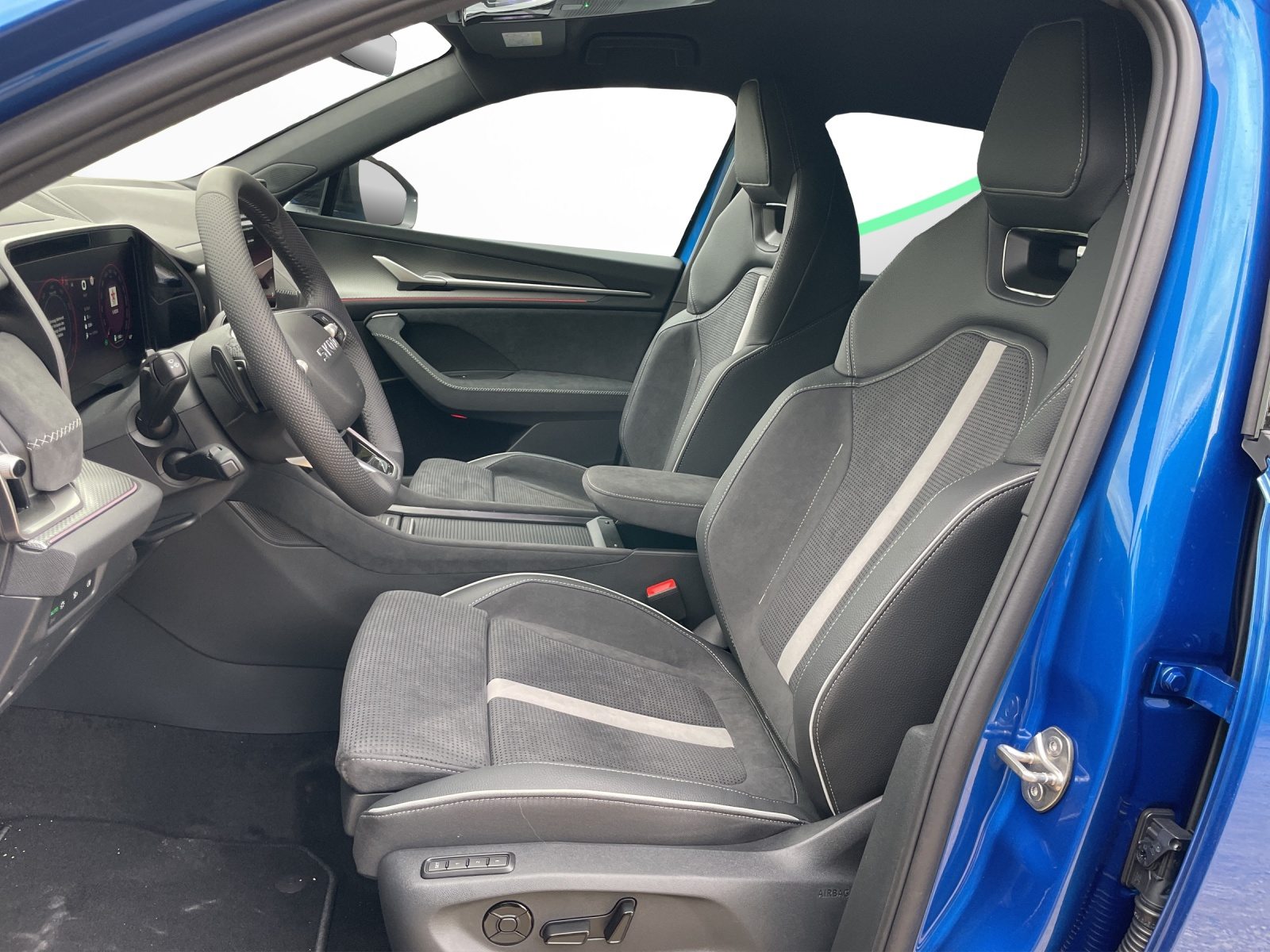SKODA Kodiaq Sportline, Petrol, New car, Automatic - 7