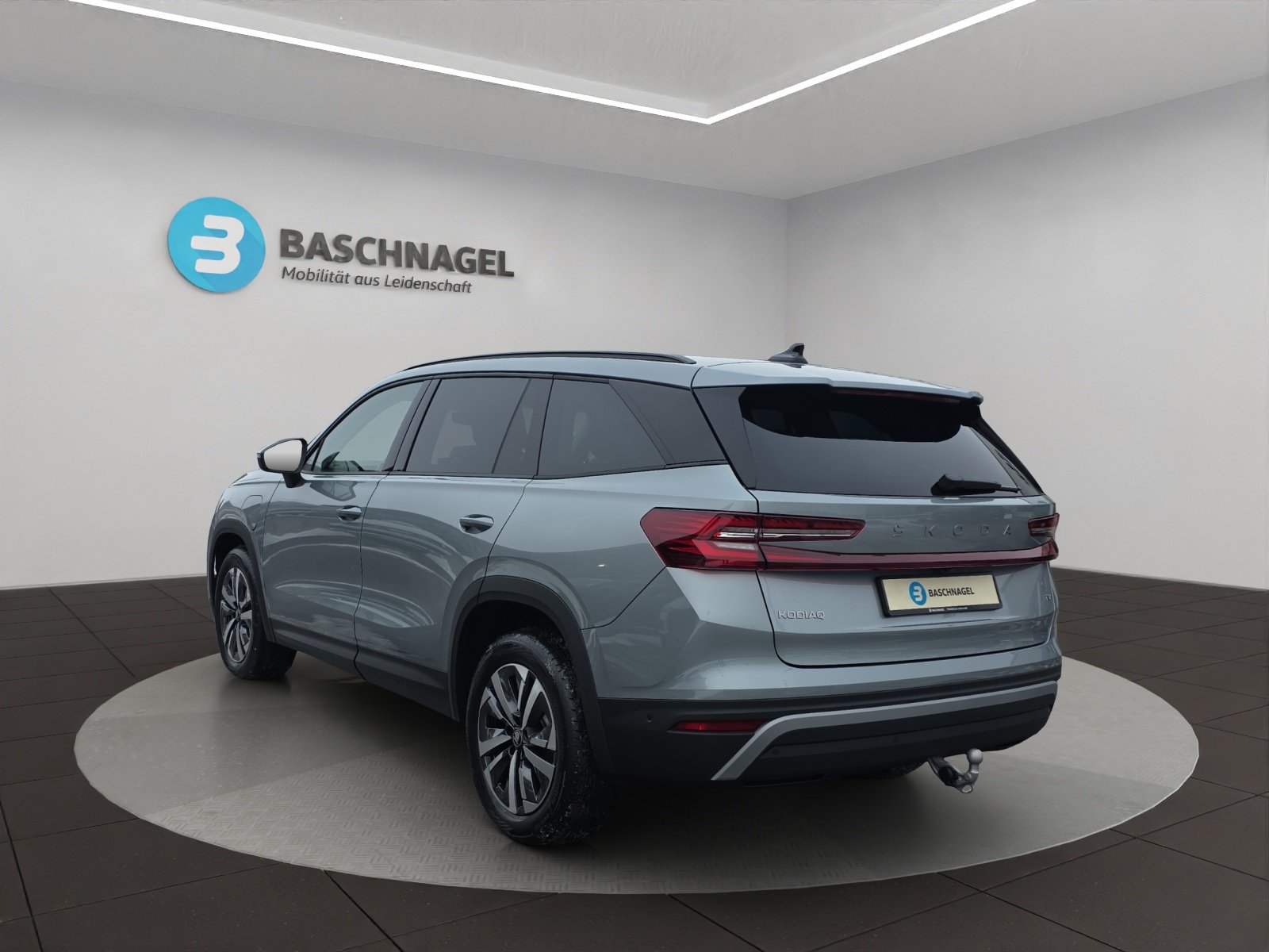 SKODA Kodiaq 1.5 TSI PHEV Dynamic, Plug-in-Hybrid Benzin/Elektro, Neuwagen, Automatik - 3