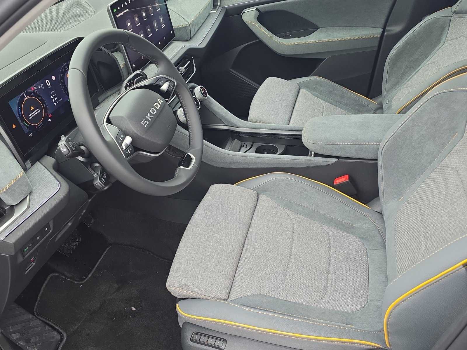 SKODA Kodiaq 1.5 TSI PHEV Dynamic, Plug-in-Hybrid Benzin/Elektro, Neuwagen, Automatik - 4