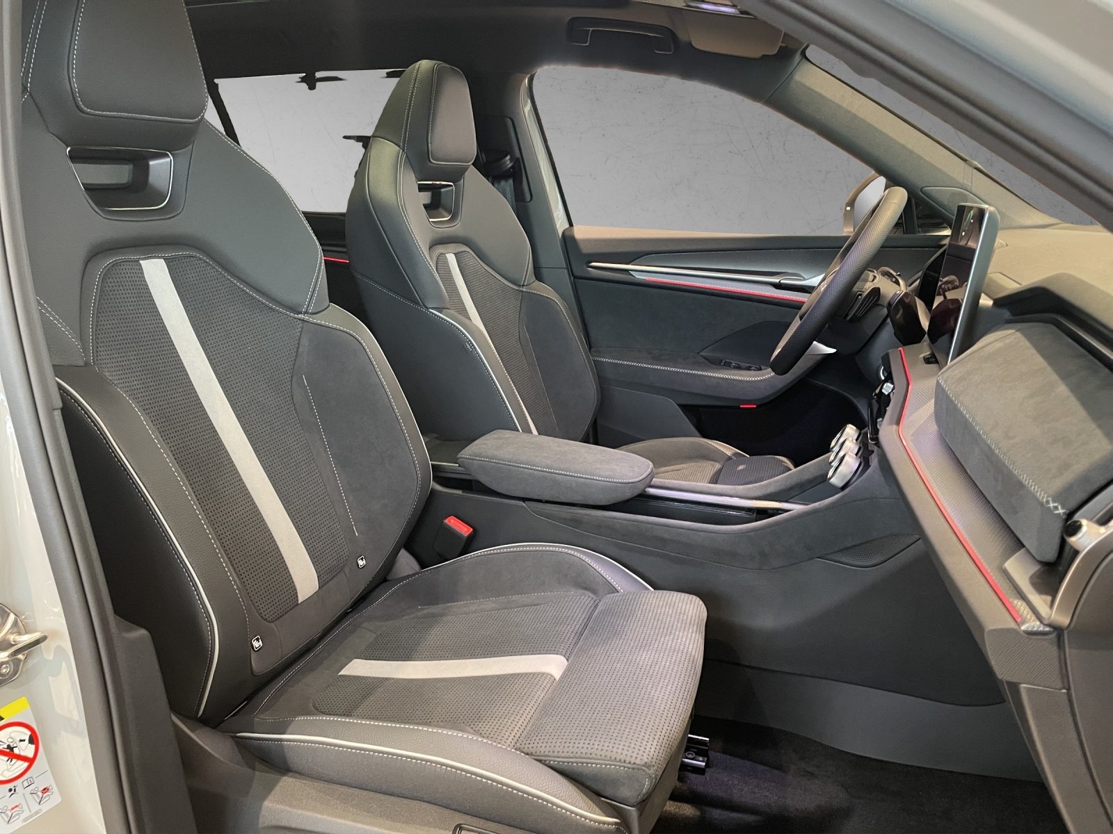 SKODA Kodiaq Sportline, Petrol, New car, Automatic - 7